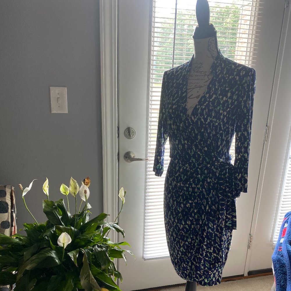 Maggy London Blue/Green/Black Abstract Wrap Dress